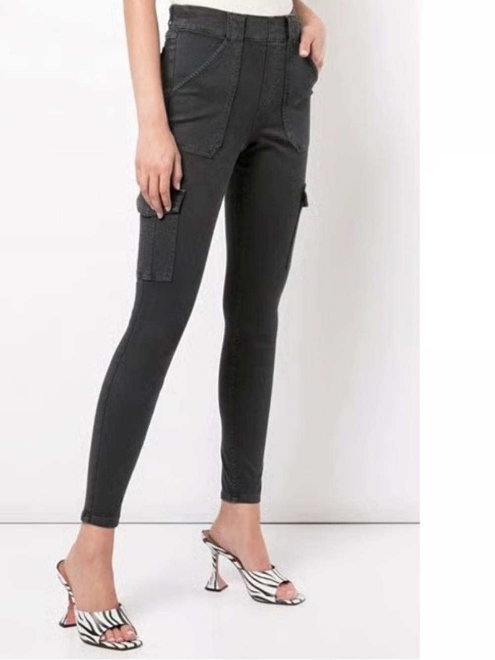 Spanx Stretch Twill Ankle Cargo Pants Washed Black 1X